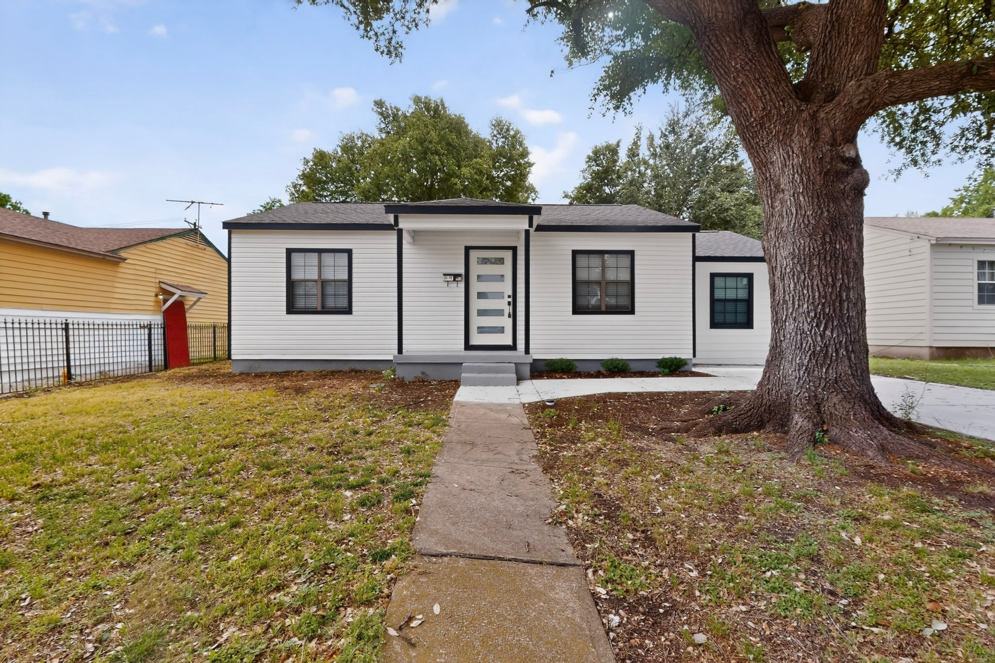 3042 O Bannon Drive Dallas TX 75224