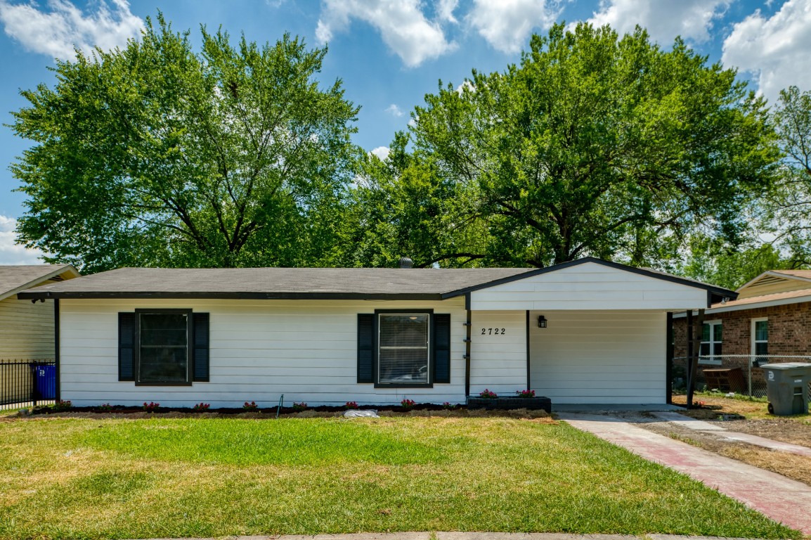 2722 E Ann Arbor Avenue Dallas TX 75216