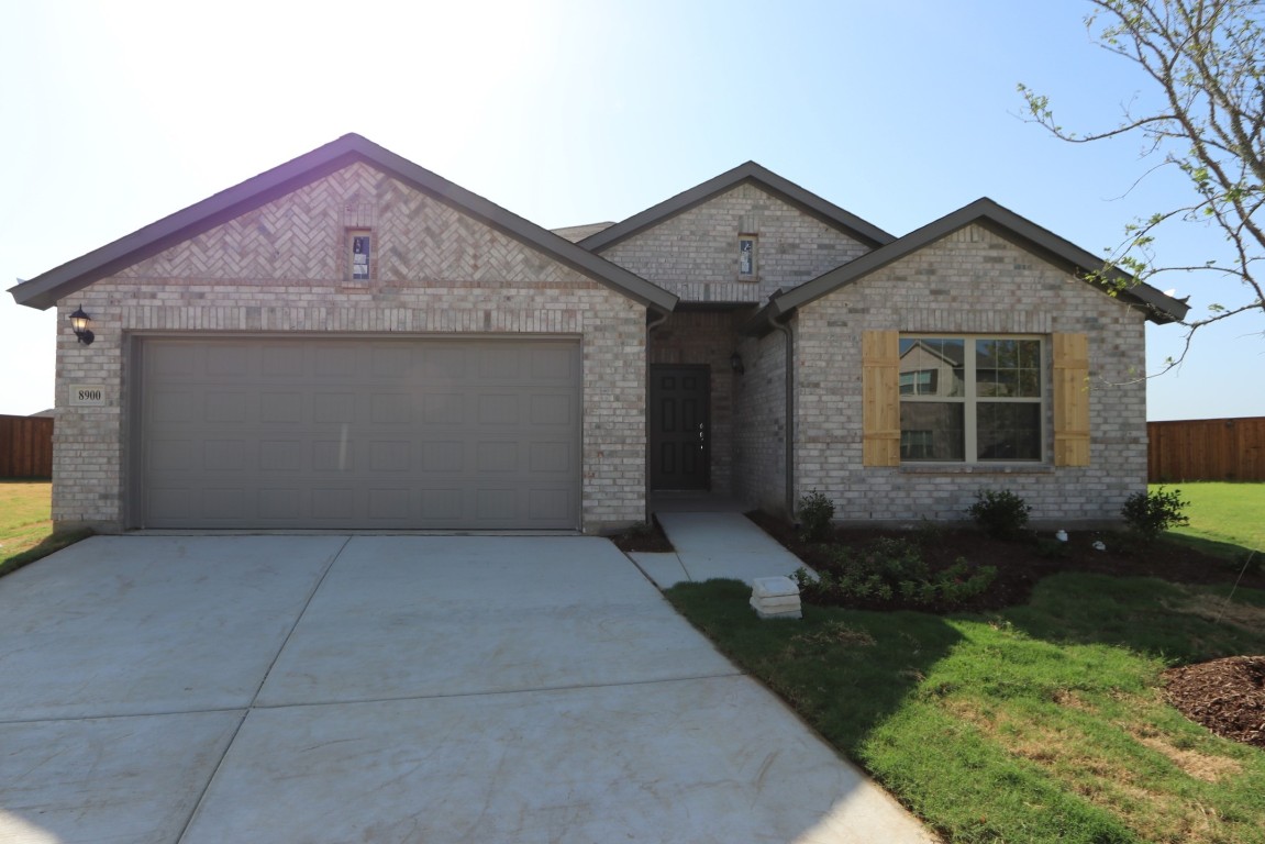 8900 Wheat Penny Court Fort Worth TX 76131