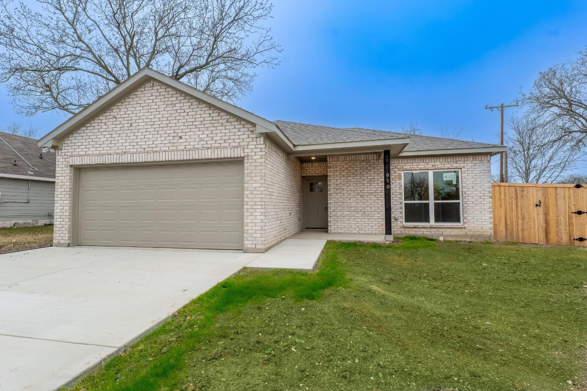 610 West Avenue Milford TX 76670