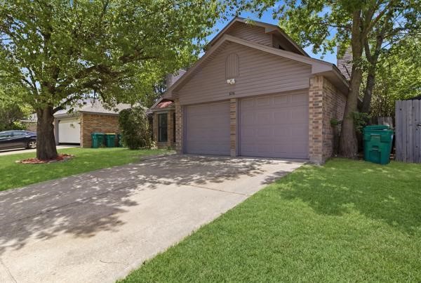 606 Lemons Street Cedar Hill TX 75104