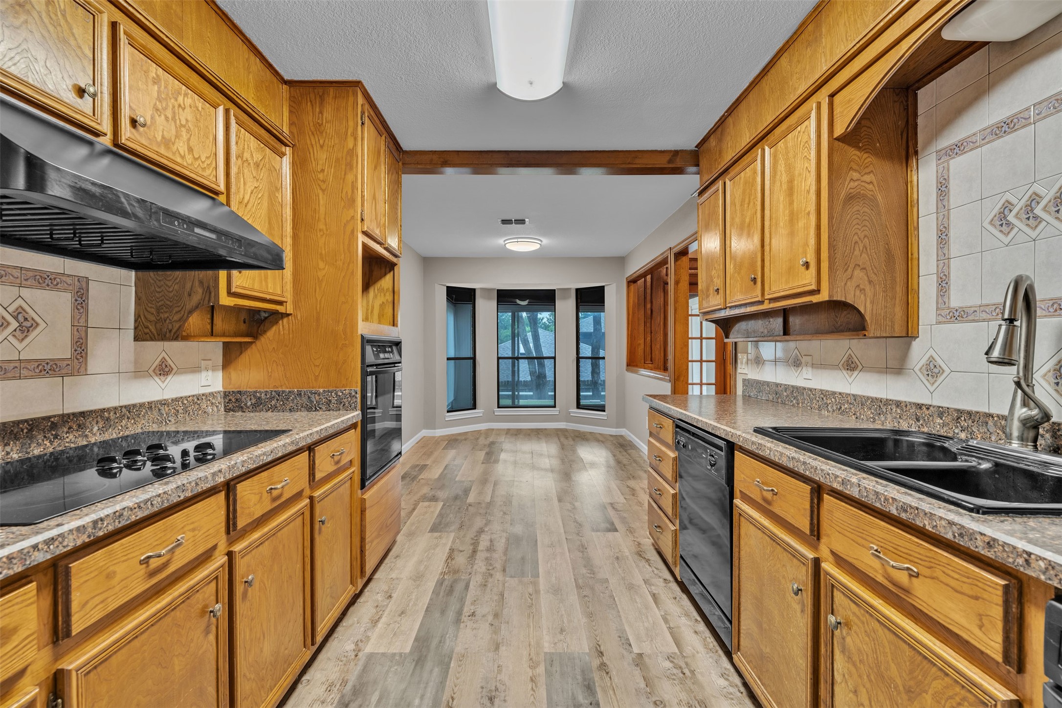 2241 Mountainview Drive Hurst TX 76054