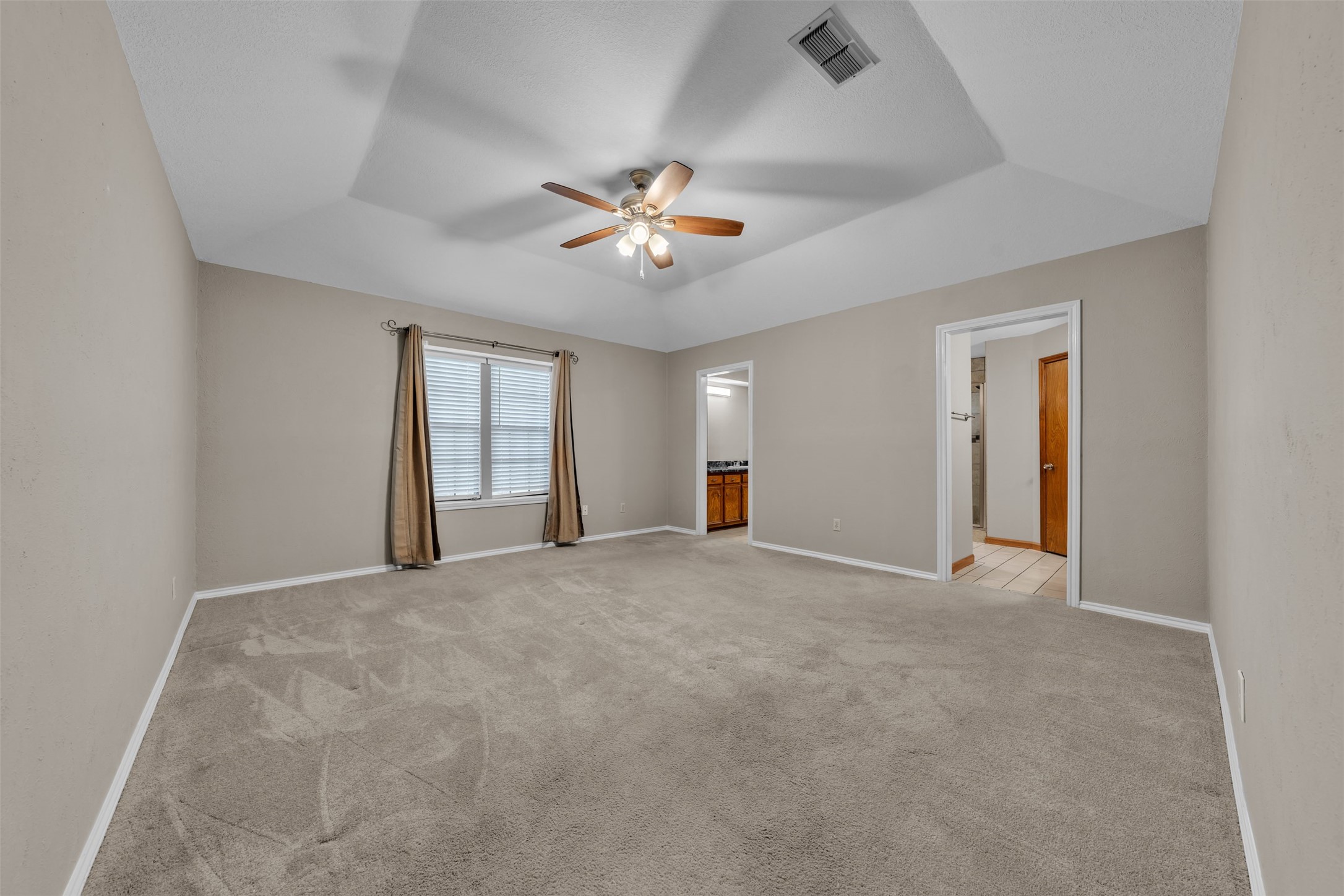 2241 Mountainview Drive Hurst TX 76054