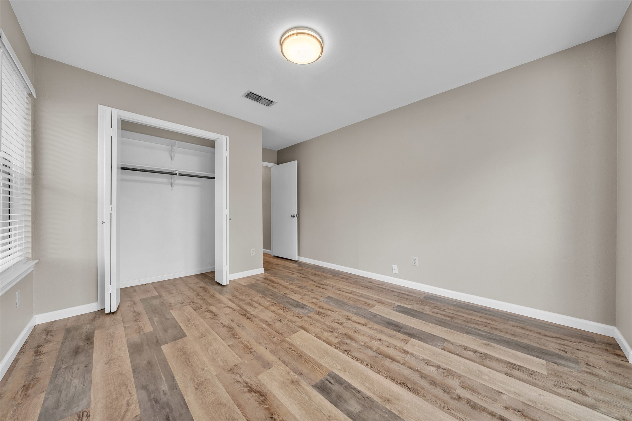2241 Mountainview Drive Hurst TX 76054