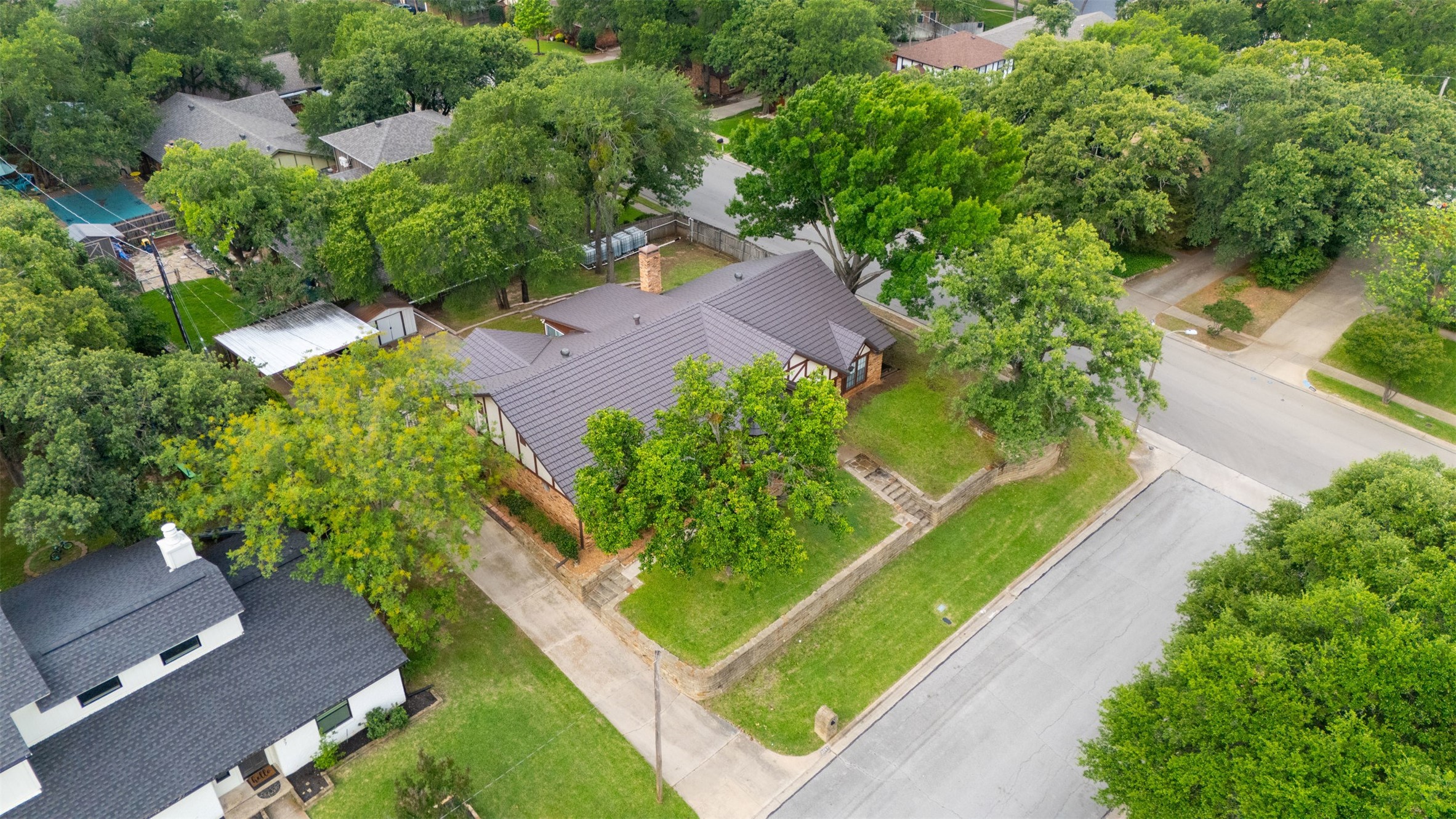 2241 Mountainview Drive Hurst TX 76054
