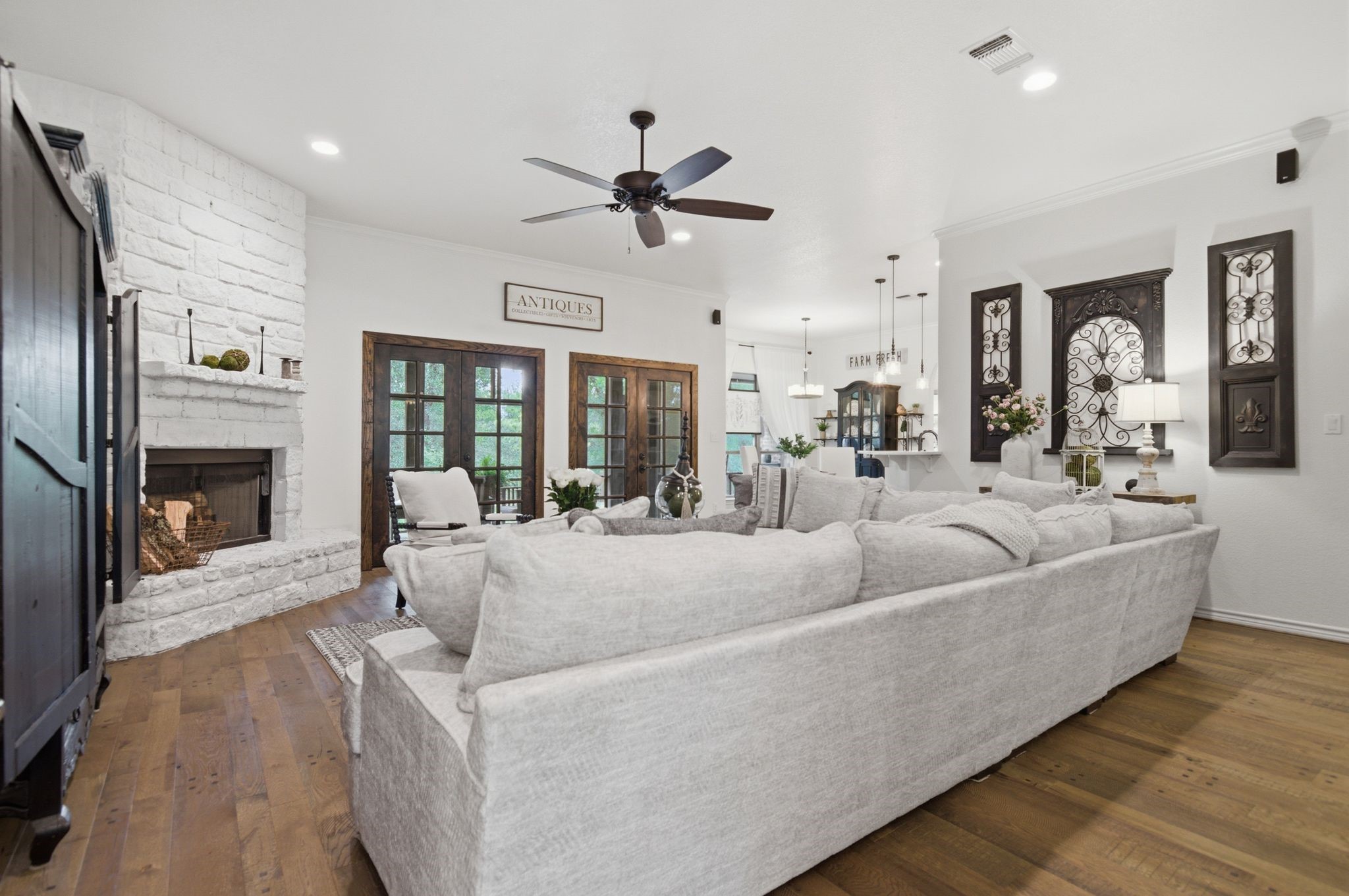 1012 Vista Hills Drive Reno TX 76082