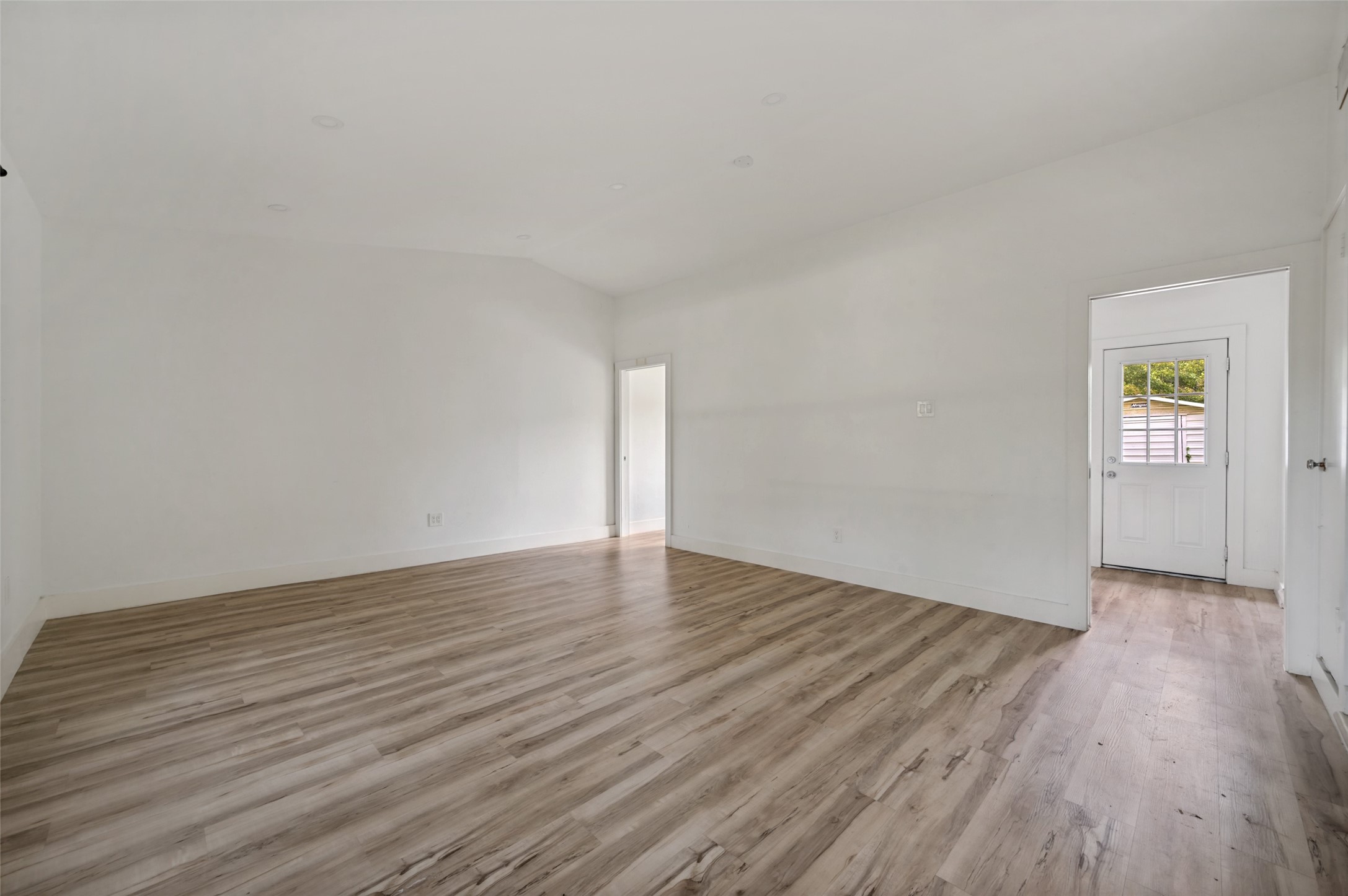 3707 Ridgeoak Way Farmers Branch TX 75244
