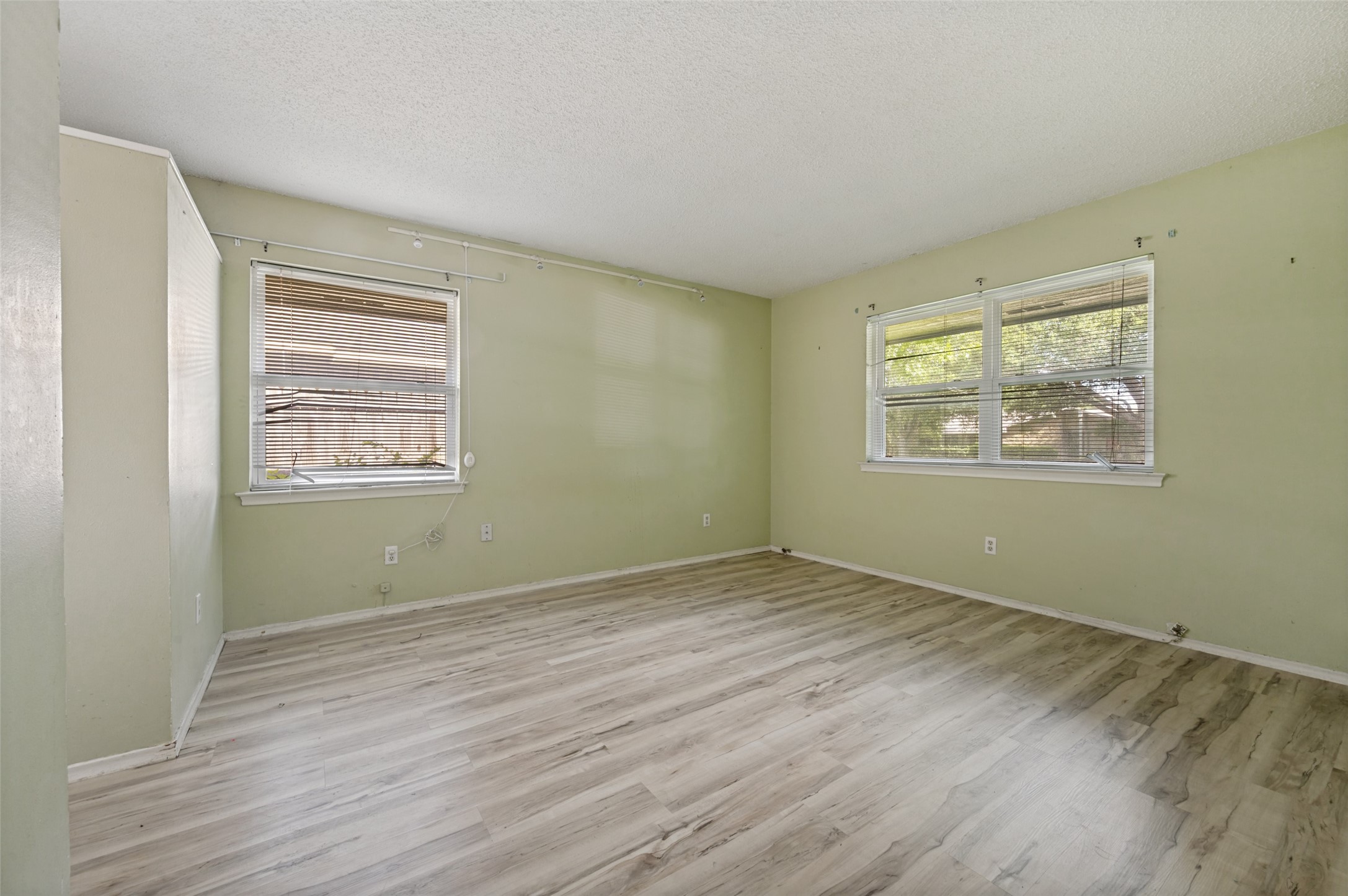 3707 Ridgeoak Way Farmers Branch TX 75244