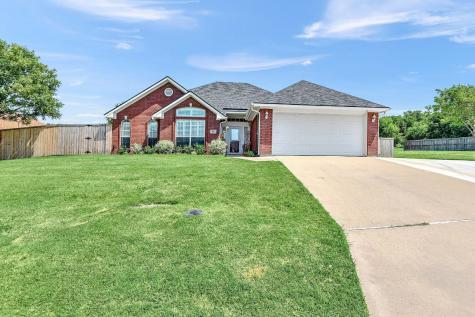 218 Bryant Street Pottsboro TX 75076