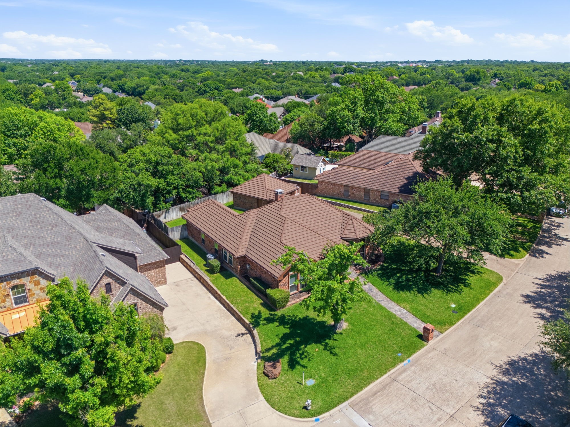 3220 Evan Drive Hurst TX 76054