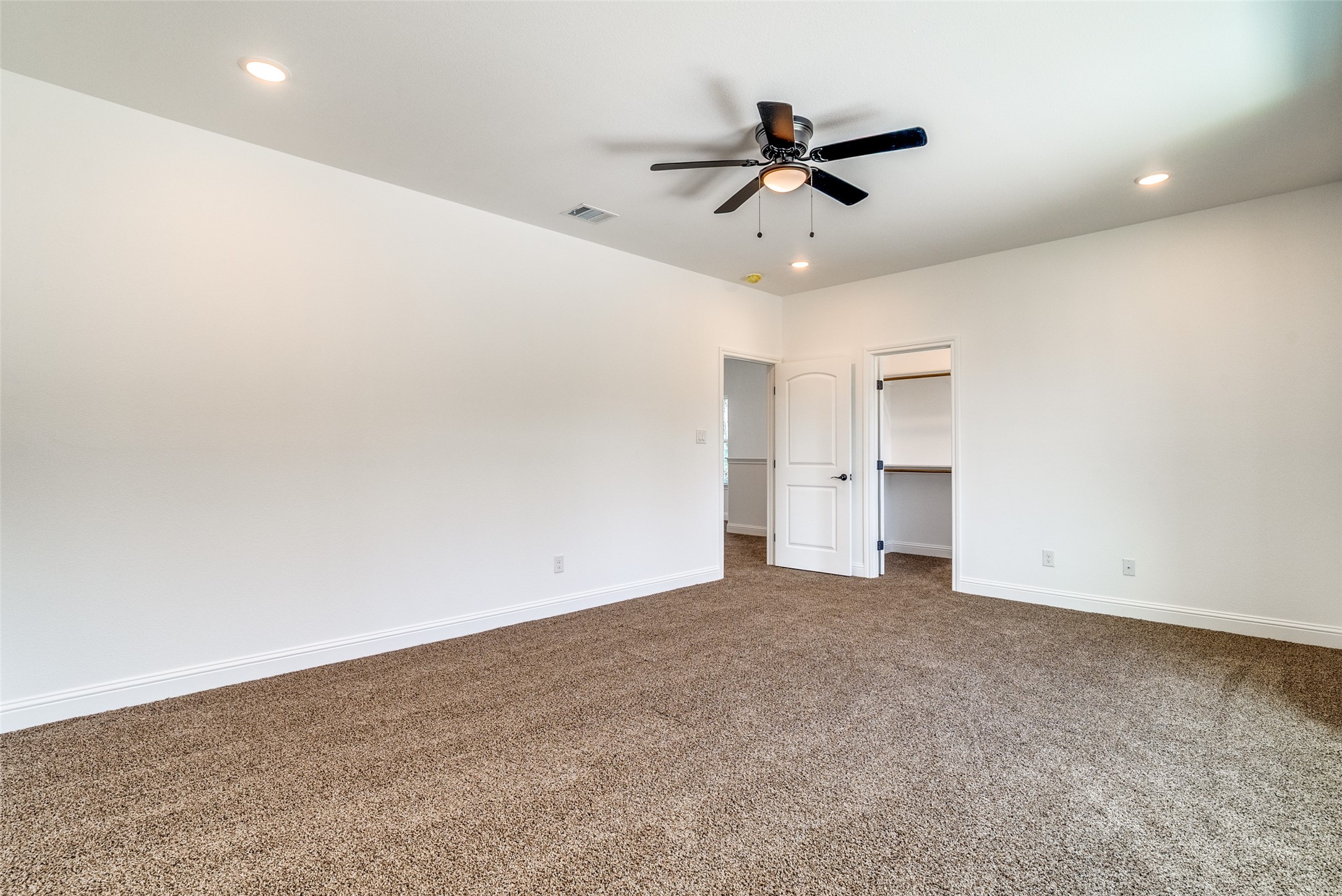 2621 Hillside Drive Granbury TX 76048