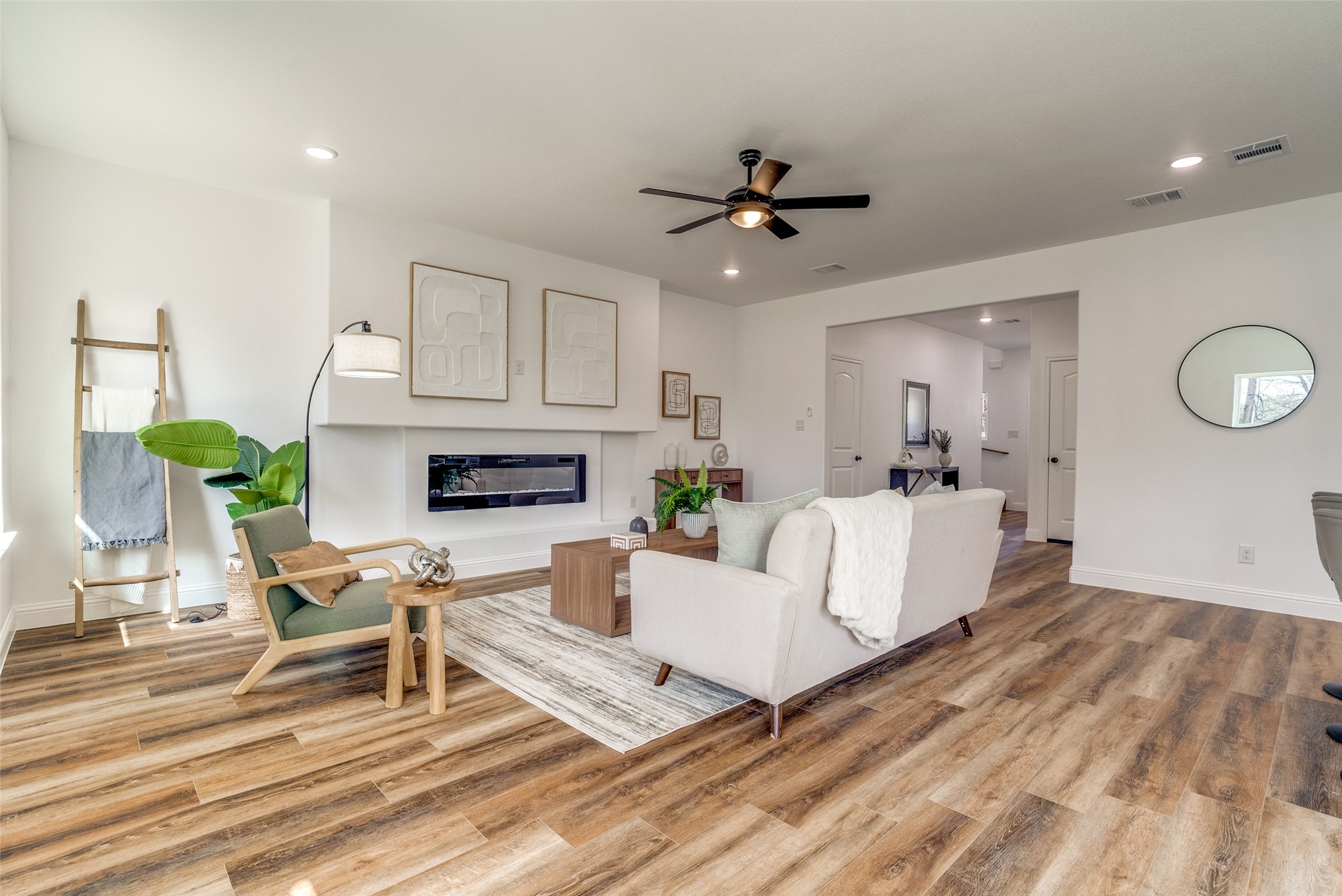 2621 Hillside Drive Granbury TX 76048