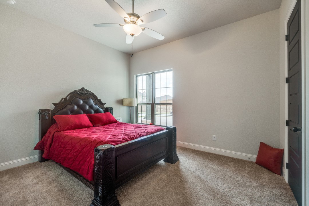 801 Toby Trail Mansfield TX 76063