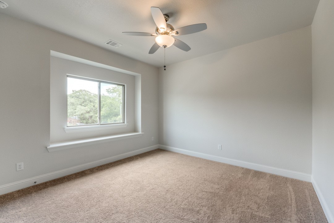801 Toby Trail Mansfield TX 76063