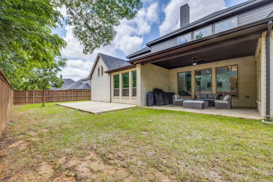 801 Toby Trail Mansfield TX 76063