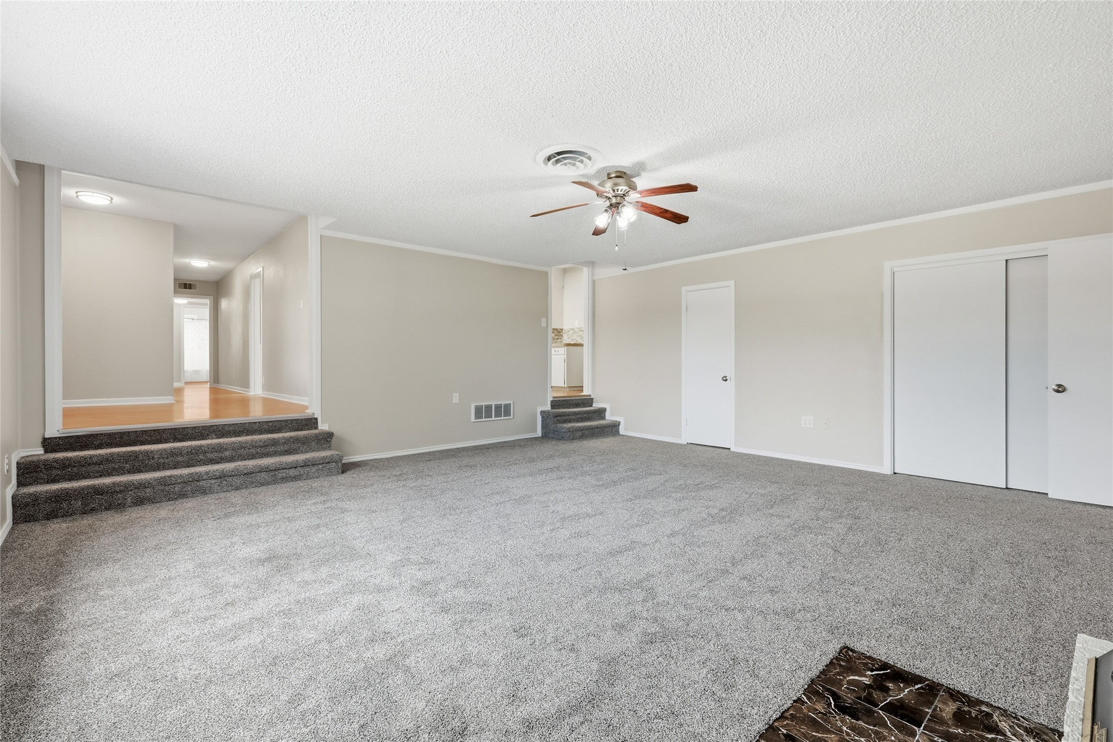1106 Central Avenue Bowie TX 76230