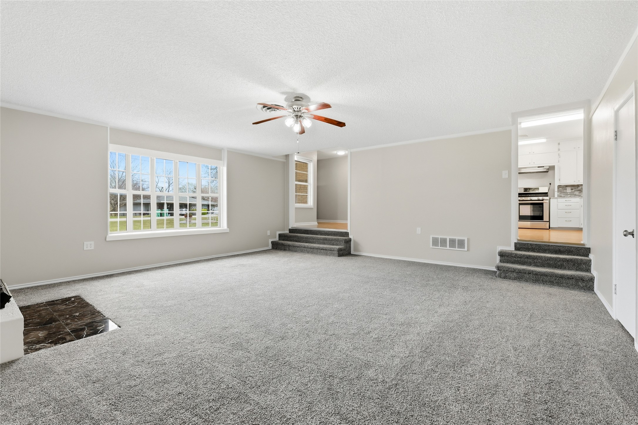 1106 Central Avenue Bowie TX 76230