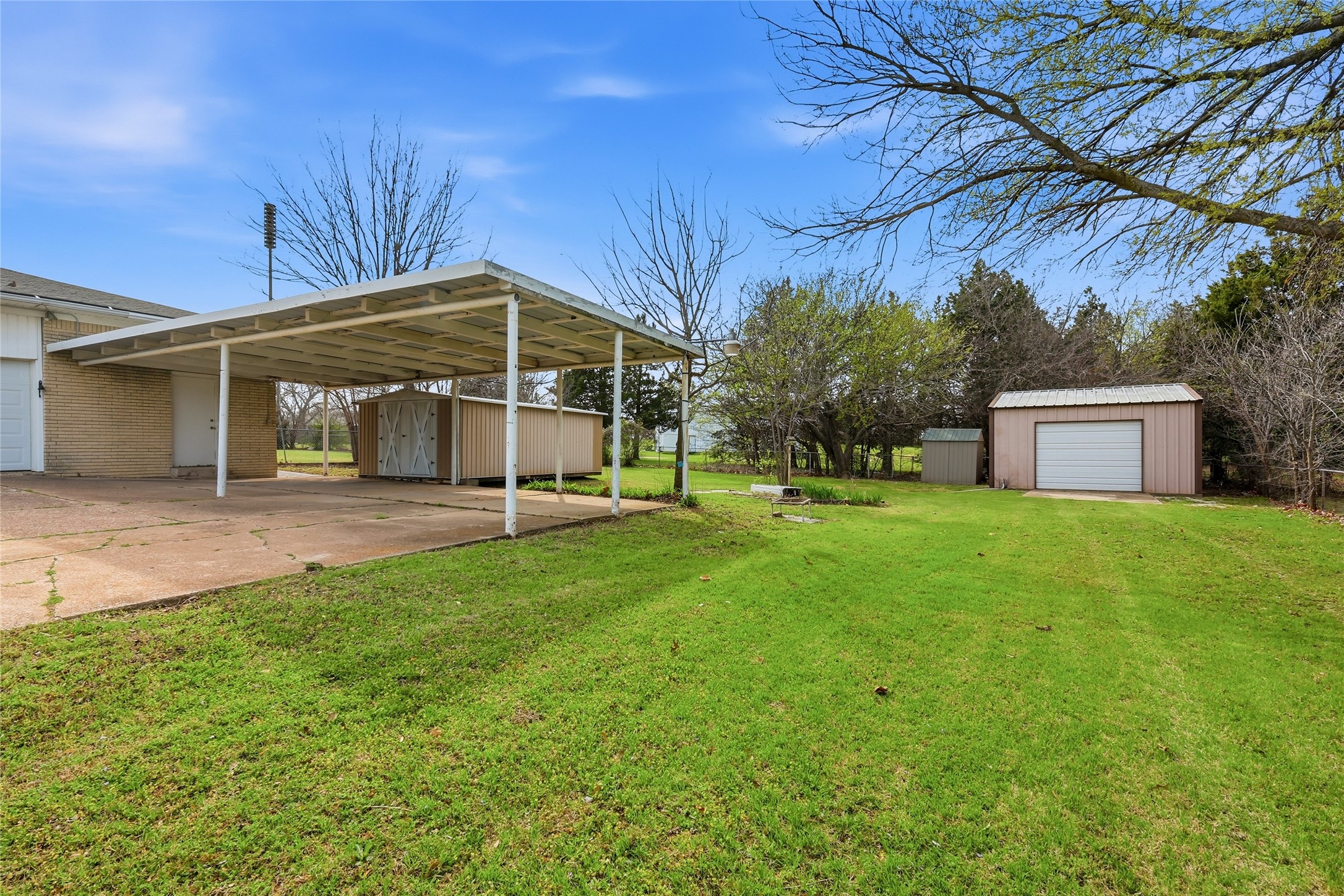 1106 Central Avenue Bowie TX 76230