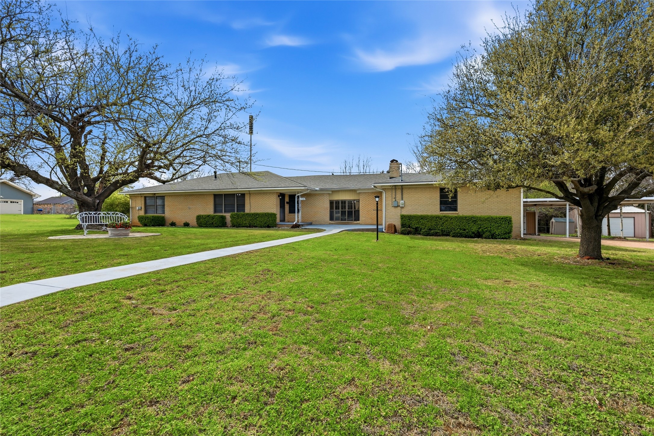 1106 Central Avenue Bowie TX 76230