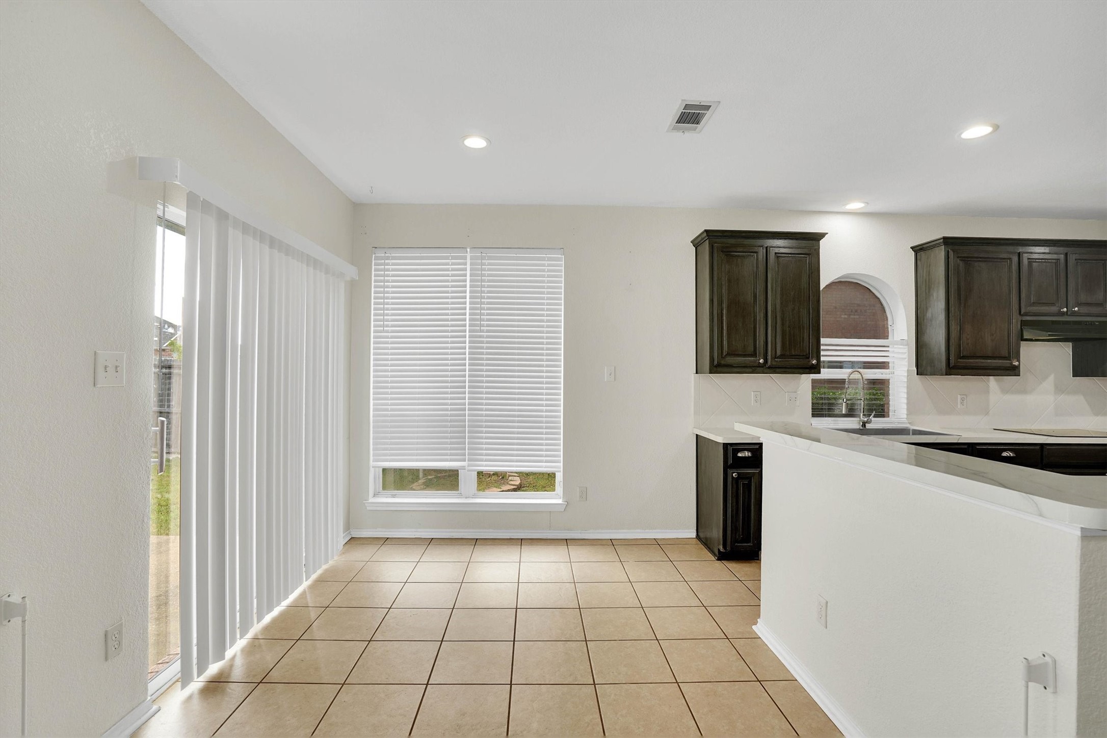 1107 Eastbrook Drive Glenn Heights TX 75154
