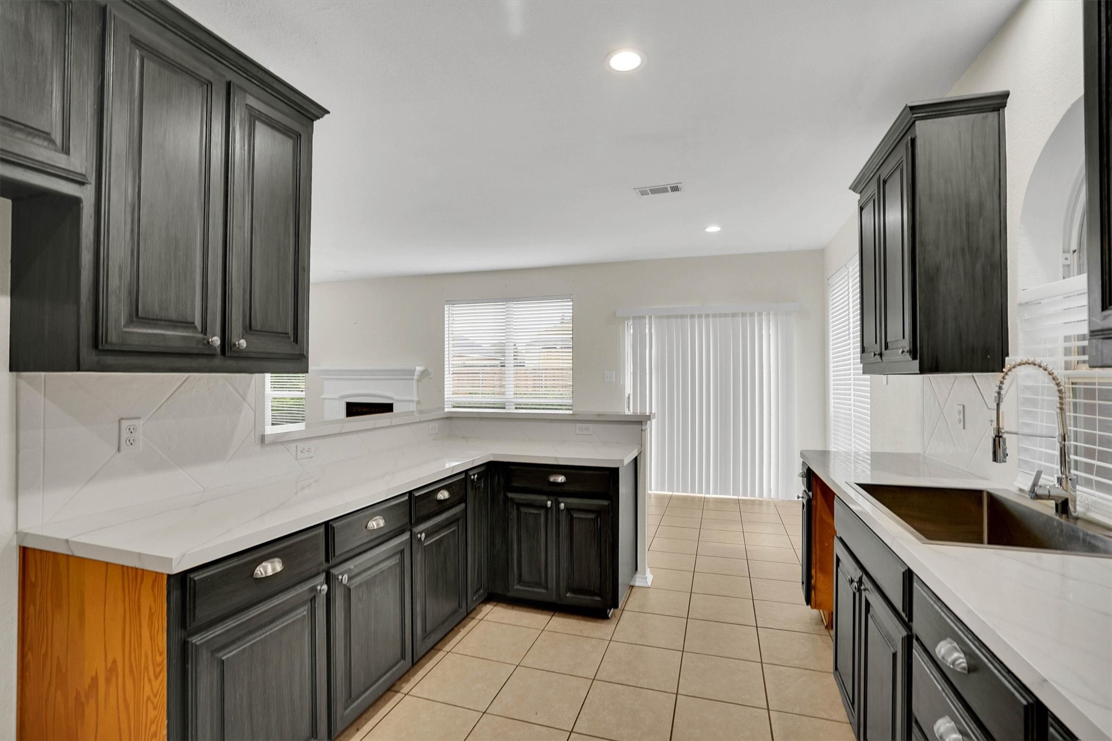 1107 Eastbrook Drive Glenn Heights TX 75154