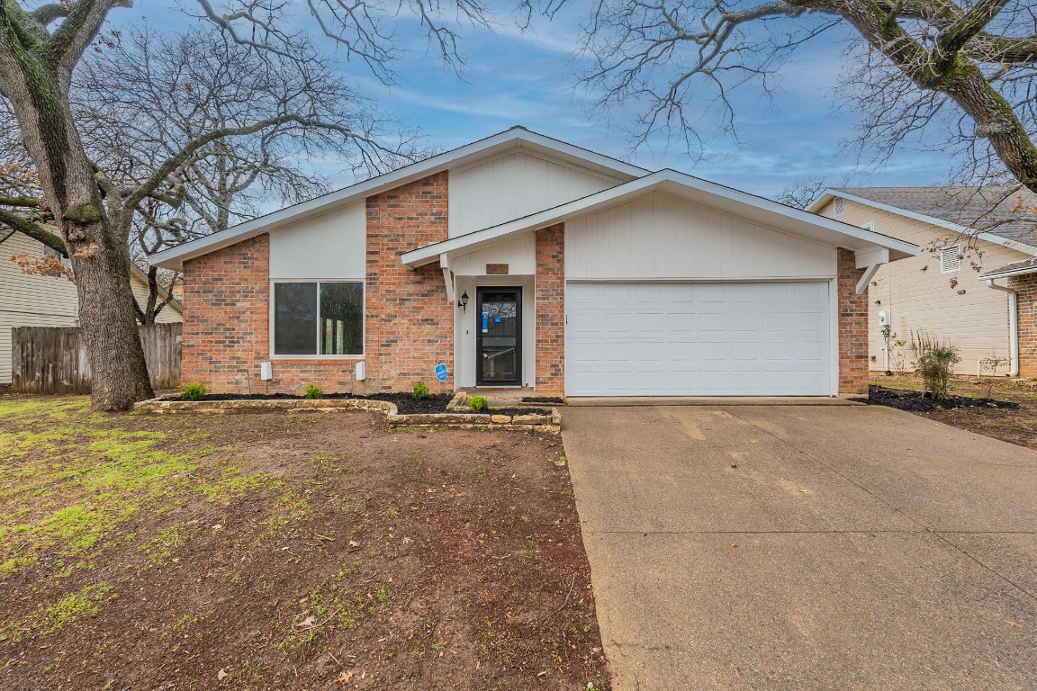 3221 Scenic Hills Drive Bedford TX 76021