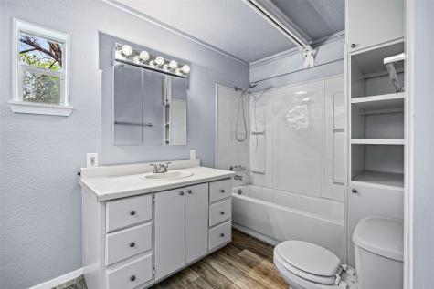 203 S Lancaster Street Granbury TX 76048