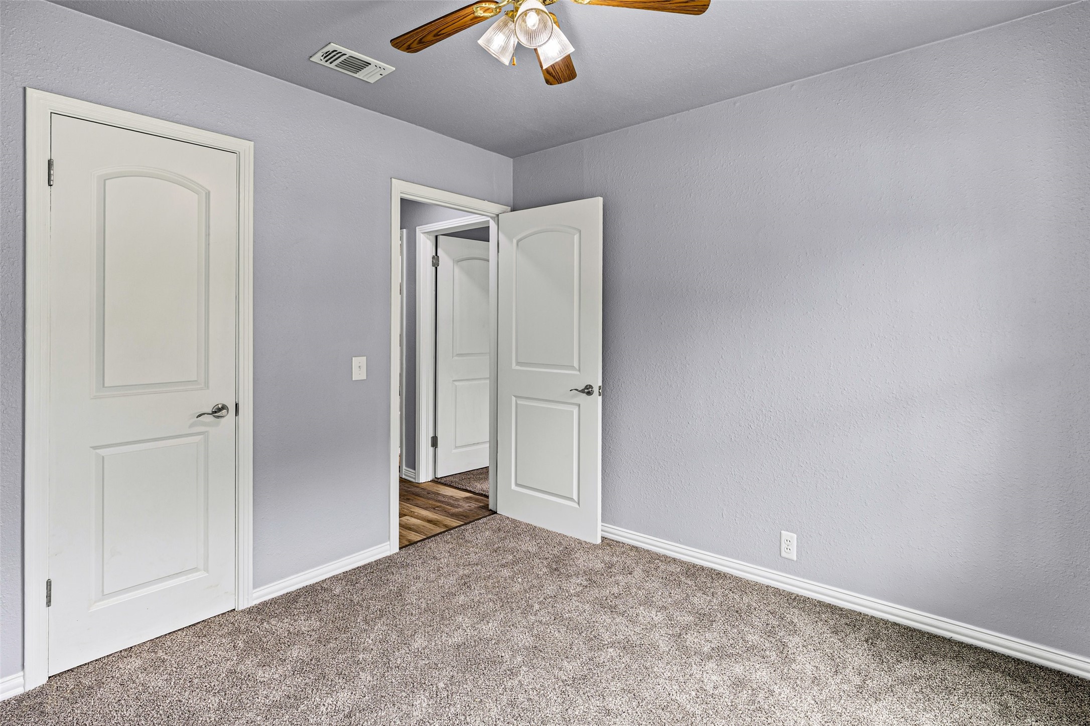 203 S Lancaster Street Granbury TX 76048