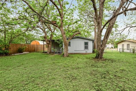 203 S Lancaster Street Granbury TX 76048