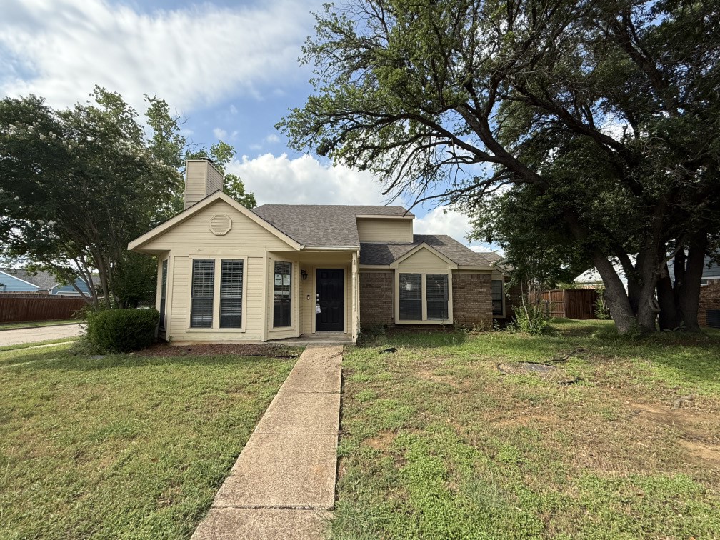 413 Creekwood Lane Lewisville TX 75067