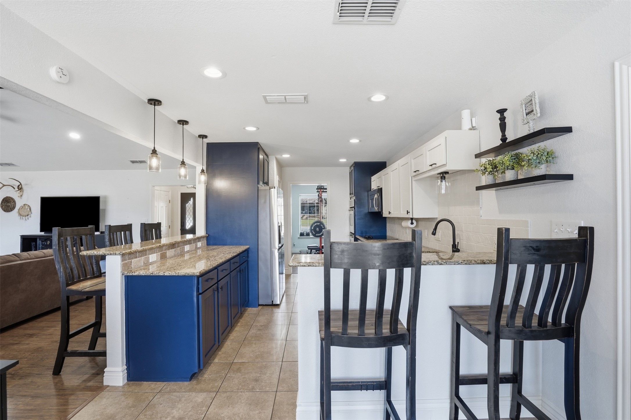 5205 N Highland Drive Granbury TX 76049