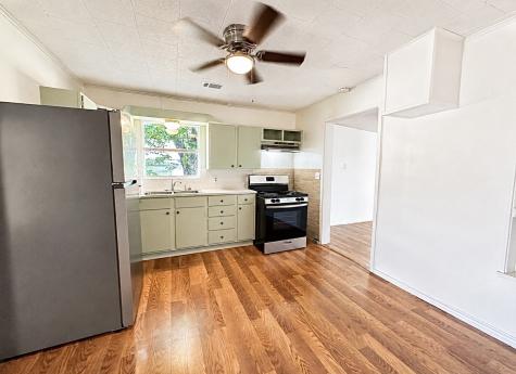 502 W Paine Avenue Comanche TX 76442