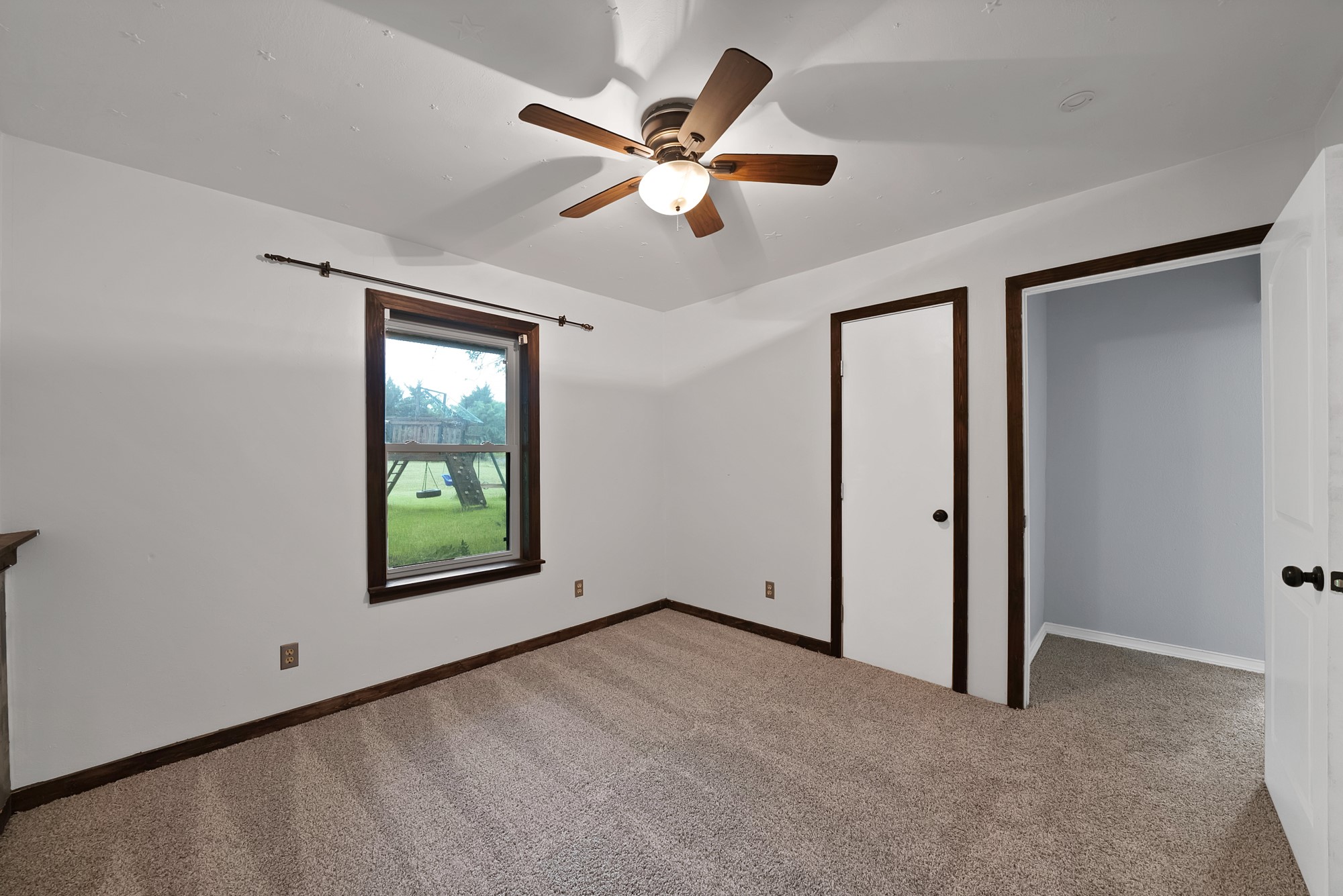 4270 Sir Lancelot Circle Midlothian TX 76065