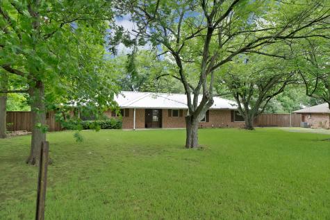 4270 Sir Lancelot Circle Midlothian TX 76065