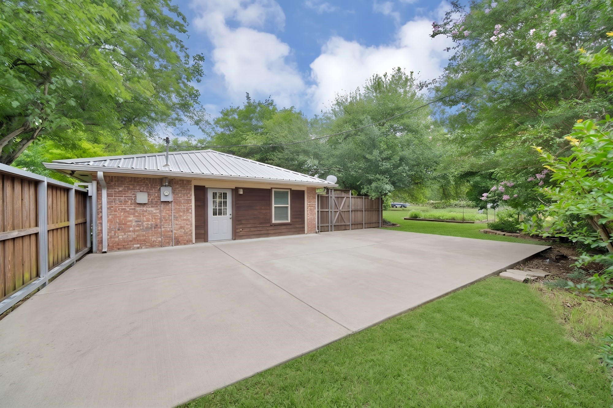 4270 Sir Lancelot Circle Midlothian TX 76065