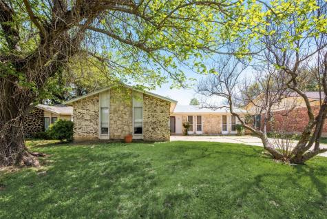 2513 Mardell Drive Arlington TX 76016