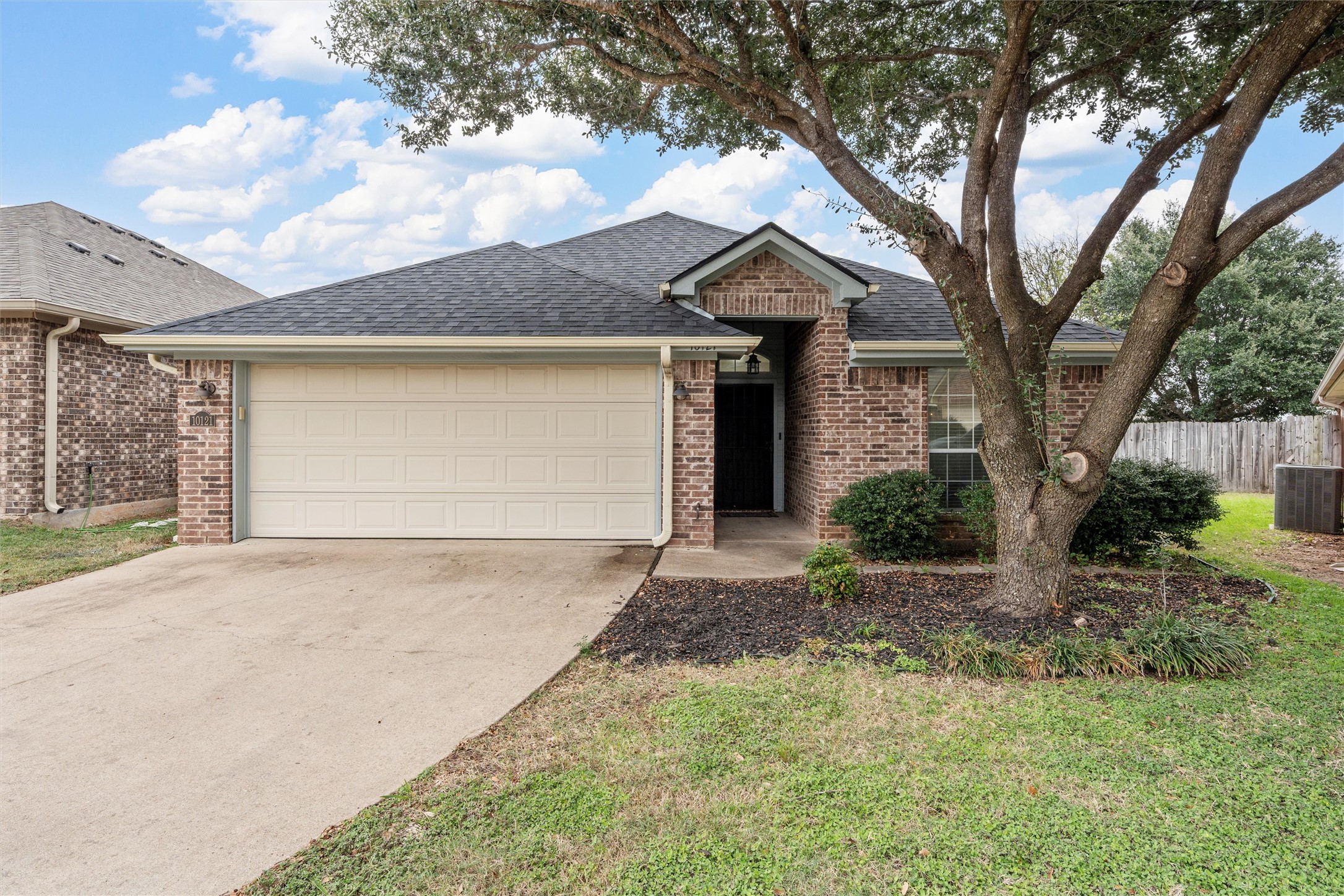 10121 Colony Drive Waco TX 76708