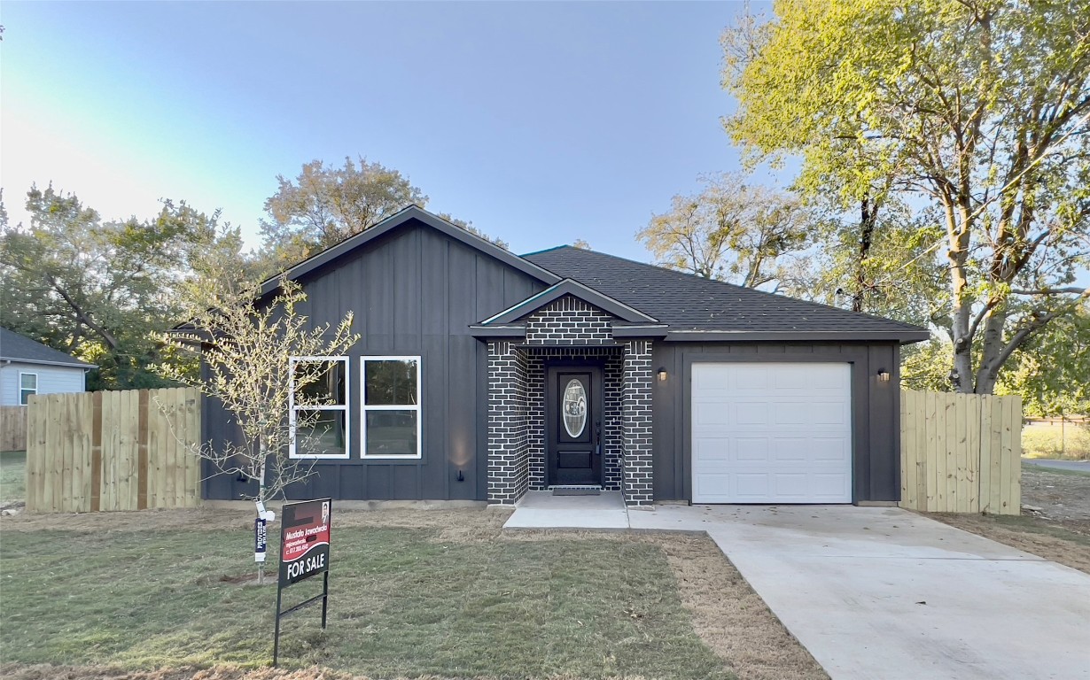 3223 Tuskegee Street Dallas TX 75215