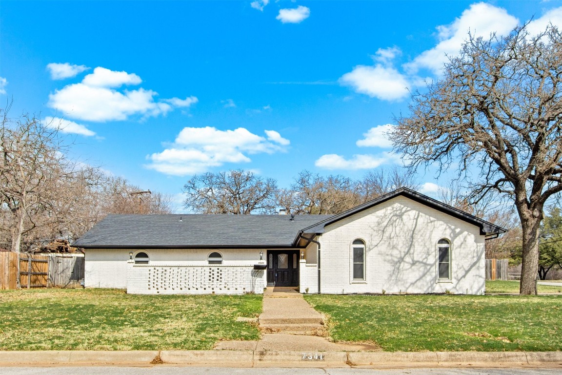 7341 Martha Lane Fort Worth TX 76112