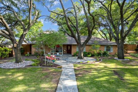 911 Saint Lukes Drive Richardson TX 75080