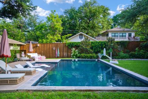 911 Saint Lukes Drive Richardson TX 75080