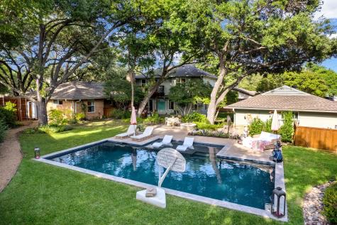 911 Saint Lukes Drive Richardson TX 75080