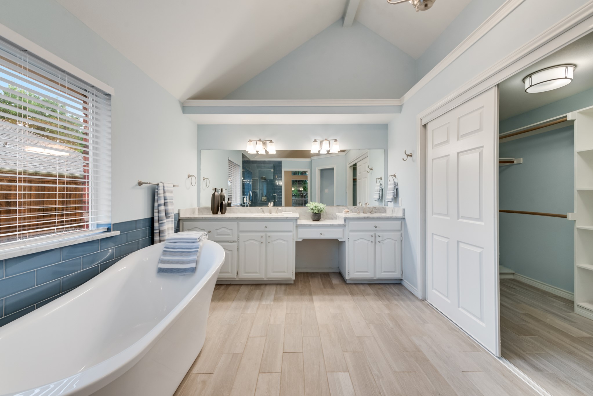 907 Sunpoint Circle Rockwall TX 75087