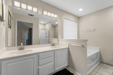 2106 Hickory Wood Trail Arlington TX 76018