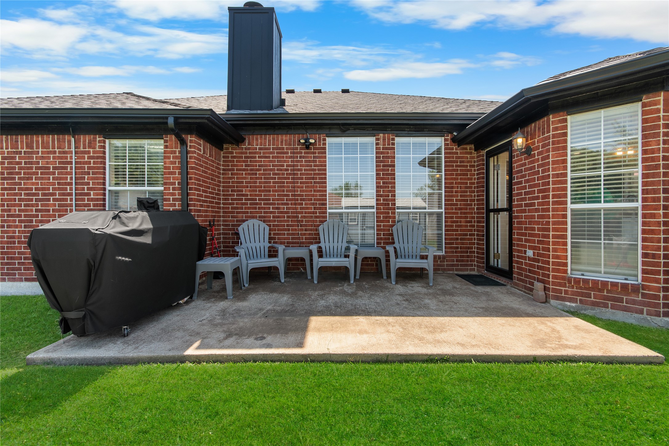2106 Hickory Wood Trail Arlington TX 76018