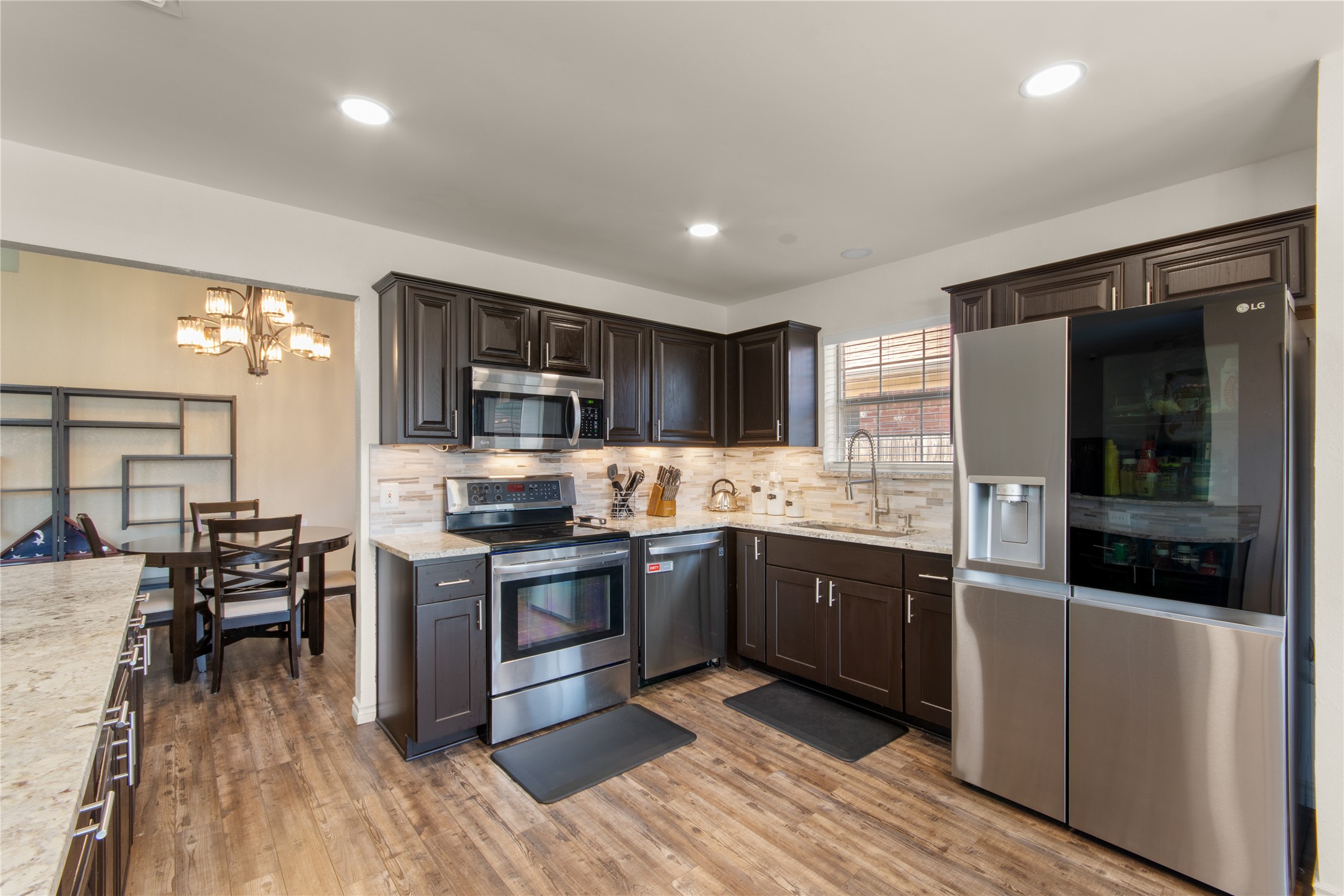 2106 Hickory Wood Trail Arlington TX 76018