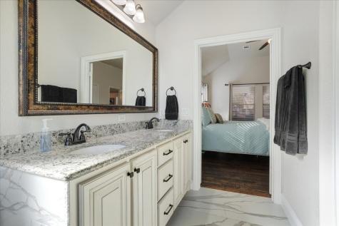 1704 Southridge Drive Van Alstyne TX 75495