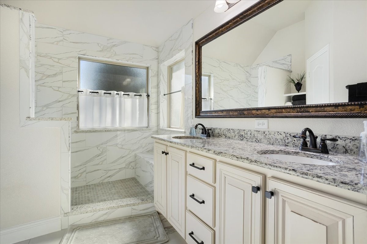 1704 Southridge Drive Van Alstyne TX 75495