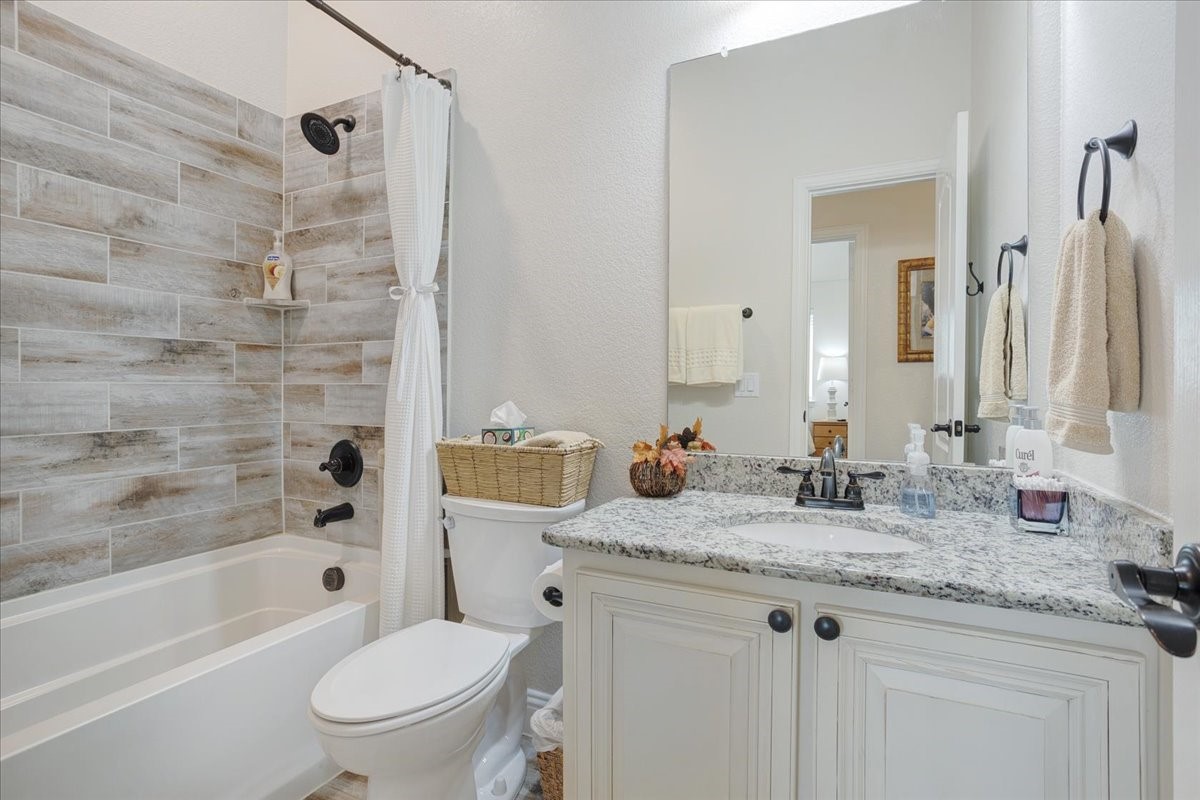 1704 Southridge Drive Van Alstyne TX 75495