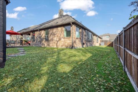1704 Southridge Drive Van Alstyne TX 75495
